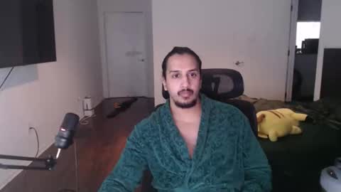 Snapshot of theworldisavampire09 chatting on 04/27/26, 01:25 Vampiro online show from 04/27/26, 01:25