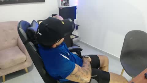 thiago_420 online show from 05/27/26, 01:57