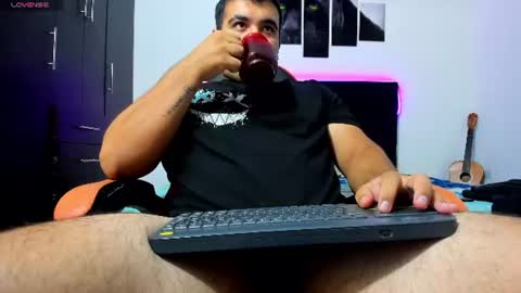 Snapshot of thiago_cp01 chatting on 07/03/26, 03:13 Thiago online show from 07/03/26, 03:13