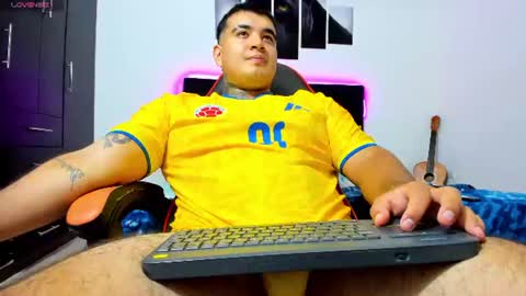 Snapshot of thiago_cp01 chatting on 07/29/26, 04:10 Thiago online show from 07/29/26, 04:10
