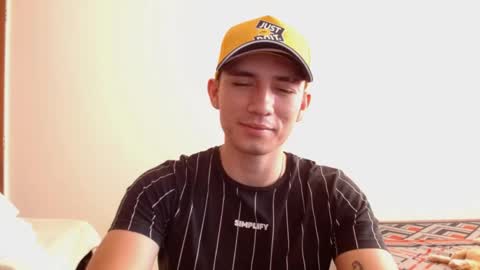 thiago_deseo69 online show from 04/14/26, 09:32