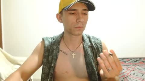 thiago_deseo69 online show from 04/18/26, 01:20