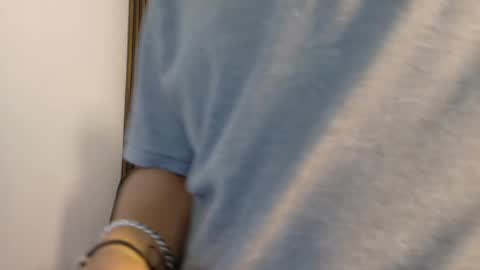 Snapshot of thiago_enzo chatting on 05/23/26, 07:29 online show from 05/23/26, 07:29
