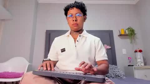 Snapshot of thiago_ftm30 chatting on 07/16/26, 04:40 thiago online show from 07/16/26, 04:40