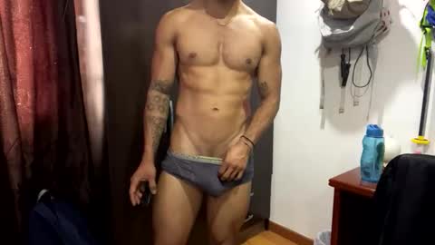 Snapshot of thiago_happy chatting on 04/08/26, 05:13 thiago_happy online show from 04/08/26, 05:13