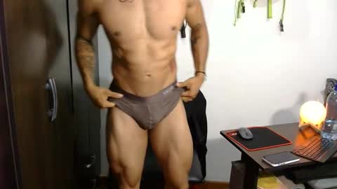 thiago_happy online show from 06/11/26, 12:03