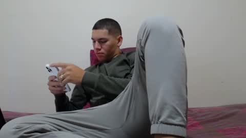 Thiago independent model online show from 12/18/24, 11:45