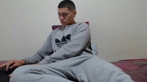 Thiago independent model online show from 12/27/24, 11:06