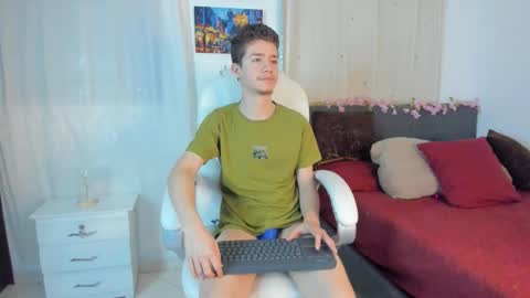 Manuel online show from 10/20/25, 12:44