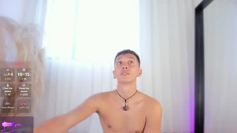 Snapshot of thiago_jones chatting on 06/10/26, 05:34 SanThiago online show from 06/10/26, 05:34
