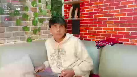 Snapshot of thiago_kozak chatting on 09/10/25, 12:49 thiago online show from 09/10/25, 12:49