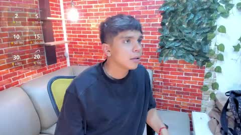 Snapshot of thiago_kozak chatting on 05/15/26, 02:29 thiago online show from 05/15/26, 02:29