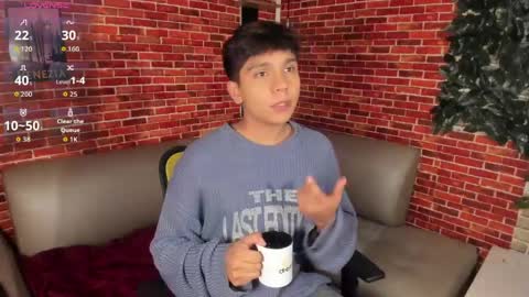 Snapshot of thiago_kozak chatting on 05/19/26, 01:06 thiago online show from 05/19/26, 01:06