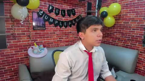 Snapshot of thiago_kozak chatting on 05/26/26, 01:07 thiago online show from 05/26/26, 01:07