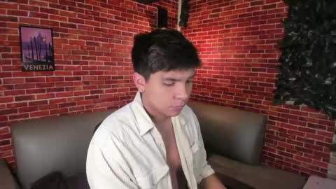Snapshot of thiago_kozak chatting on 05/27/26, 12:24 thiago online show from 05/27/26, 12:24