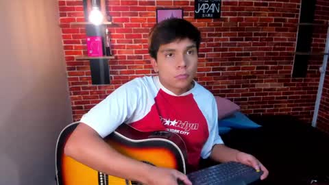 Snapshot of thiago_kozak chatting on 06/06/26, 01:38 thiago online show from 06/06/26, 01:38