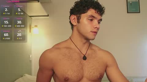 Snapshot of thiago_l chatting on 07/24/26, 09:40 Just Thiago online show from 07/24/26, 09:40