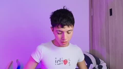 thiago_n_sam online show from 09/26/25, 03:10