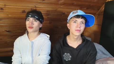 thiago_n_sam online show from 10/24/25, 01:35