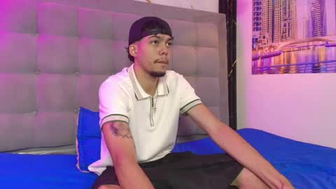 Snapshot of thiago_preston chatting on 05/24/26, 07:41 Thiago online show from 05/24/26, 07:41
