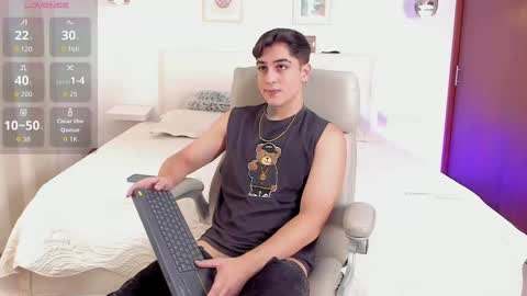 Snapshot of thiago_winteer chatting on 10/20/25, 04:57 Thiago Winteer online show from 10/20/25, 04:57