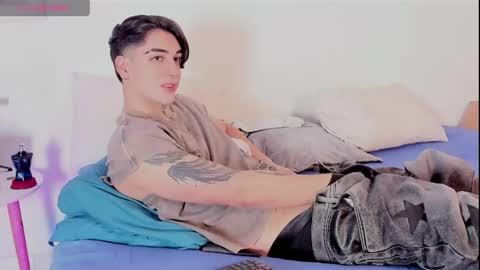 Thiago Winteer online show from 04/25/26, 03:53