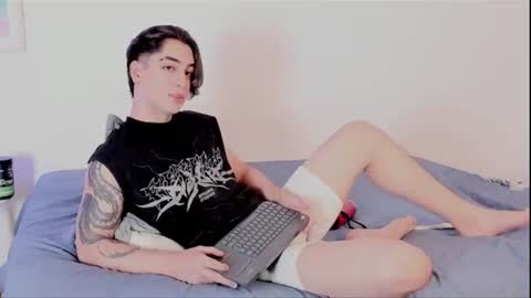 Snapshot of thiago_winteer chatting on 07/14/26, 04:50 Thiago Winteer online show from 07/14/26, 04:50