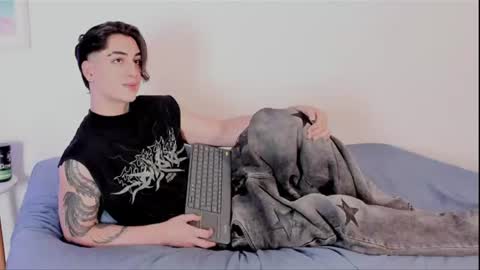Snapshot of thiago_winteer chatting on 07/19/26, 05:33 Thiago Winteer online show from 07/19/26, 05:33