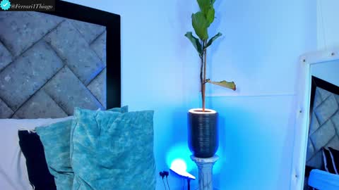 thiago online show from 12/10/24, 02:38