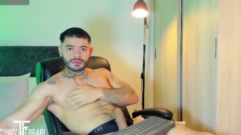 Snapshot of thiagoferrari1 chatting on 06/15/26, 07:38 thiago online show from 06/15/26, 07:38