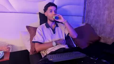 ThiagoFerreti online show from 05/05/26, 03:25
