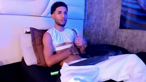 ThiagoFerreti online show from 05/06/26, 02:29