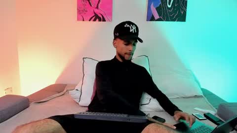 Snapshot of thiagoferreti_ chatting on 08/05/26, 04:04 ThiagoFerreti online show from 08/05/26, 04:04