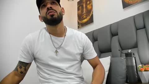 Thia Gomez online show from 02/07/26, 02:10