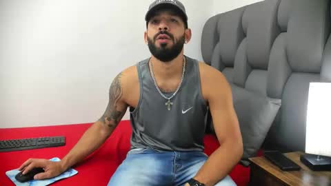 Thia Gomez online show from 03/30/26, 07:04