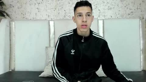 Thiago   online show from 12/05/24, 08:00