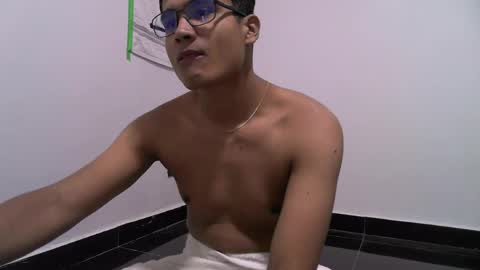 Snapshot of thiagovega_ chatting on 05/17/26, 06:11 thiagovega_ online show from 05/17/26, 06:11