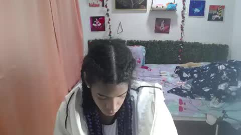 thiana_horny online show from 06/16/26, 01:58
