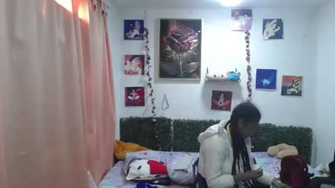 thiana_horny online show from 06/18/26, 02:21