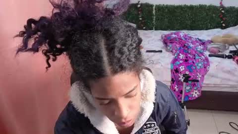 thiana_horny online show from 06/27/26, 01:17