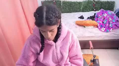 thiana_horny online show from 07/04/26, 12:33