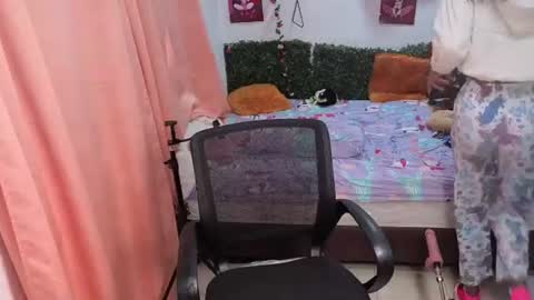 thiana_horny online show from 07/06/26, 03:03