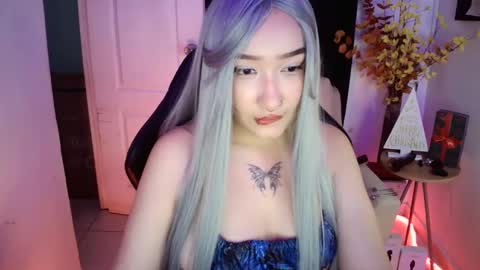 Snapshot of thiara_dor chatting on 12/26/24, 03:27 Thiara  Next Stream 0211 get my social media 3 online show from 12/26/24, 03:27