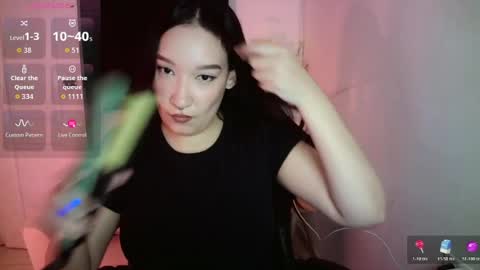 Snapshot of thiara_dor chatting on 05/10/26, 03:44 Thiara Next Stream 0211 get my social media 3 online show from 05/10/26, 03:44
