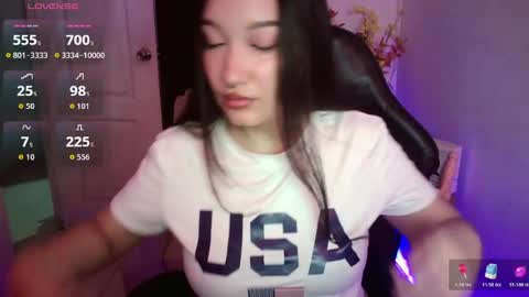 Snapshot of thiara_dor chatting on 06/18/26, 12:00 Thiara Next Stream 0211 get my social media 3 online show from 06/18/26, 12:00