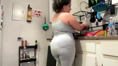 Snapshot of thiccxe chatting on 09/12/25, 09:15 GinWitDaJuice online show from 09/12/25, 09:15