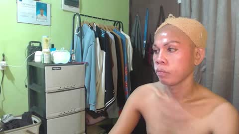 gil online show from 10/13/25, 06:02