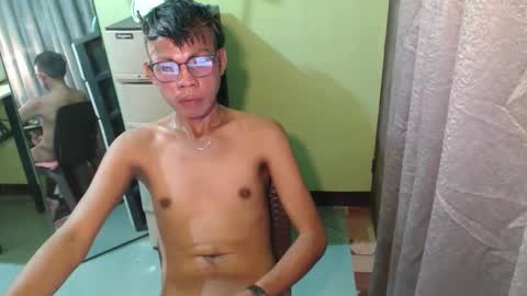 gil online show from 12/03/25, 07:05