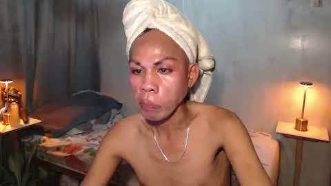 Snapshot of thick_bigcock13 chatting on 05/10/26, 01:11 gil online show from 05/10/26, 01:11