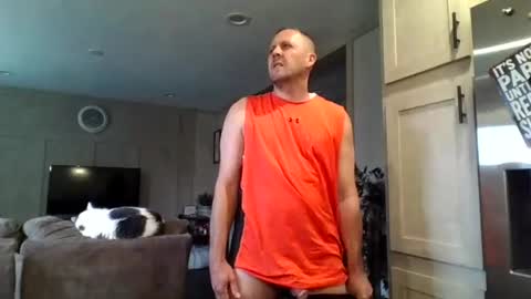 Snapshot of thick_dick11 chatting on 05/23/26, 05:39 Val online show from 05/23/26, 05:39